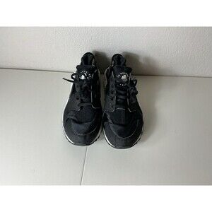 Nike Air Huarache Triple Black Athletic Shoes 634835-006 Women’s size 9